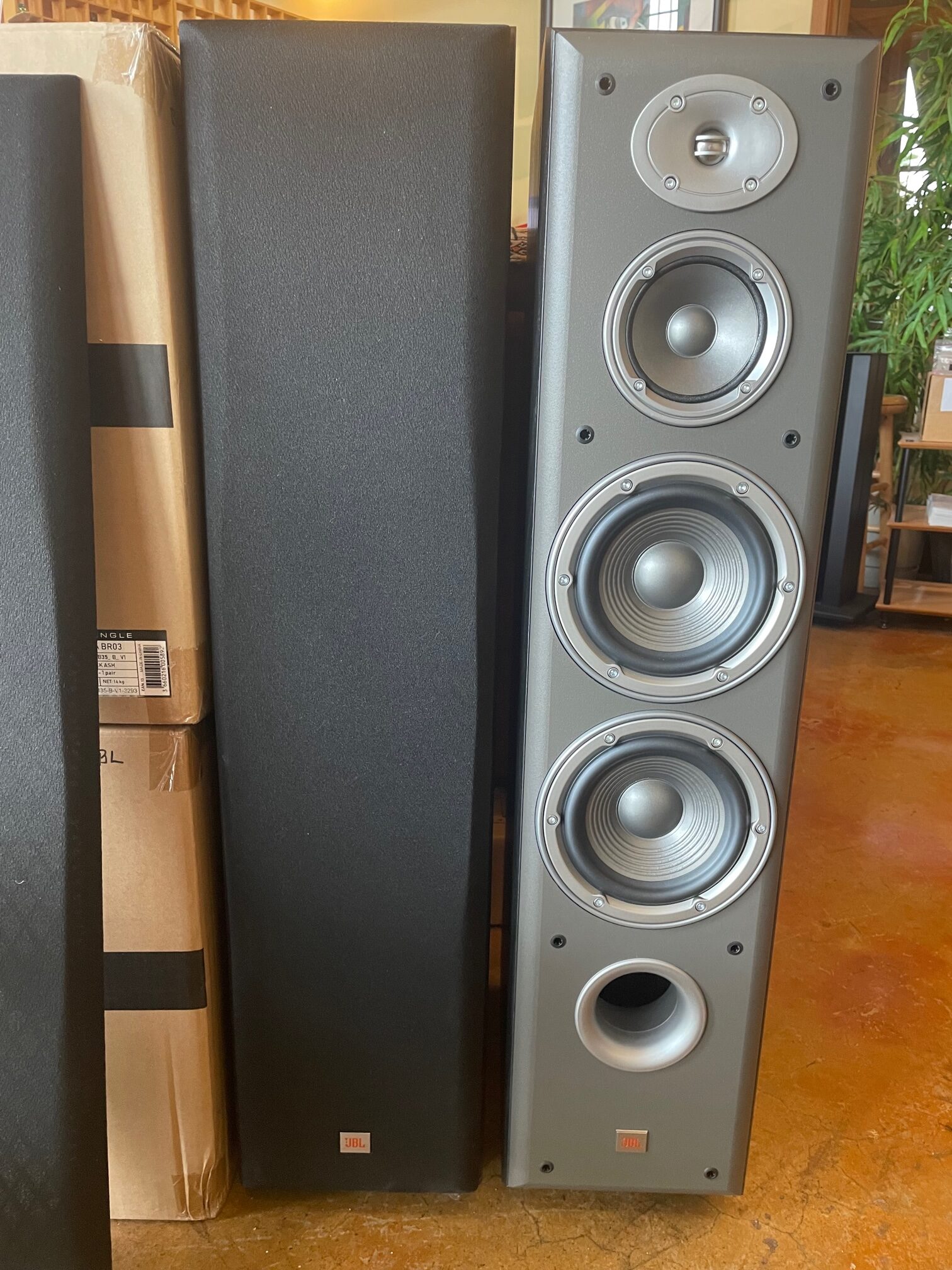 Stereotypes AudioSPEAKER: JBL 3-Way Floorstanding Speaker (USED) - SALE: $299 - Stereotypes Audio - Portland, OR